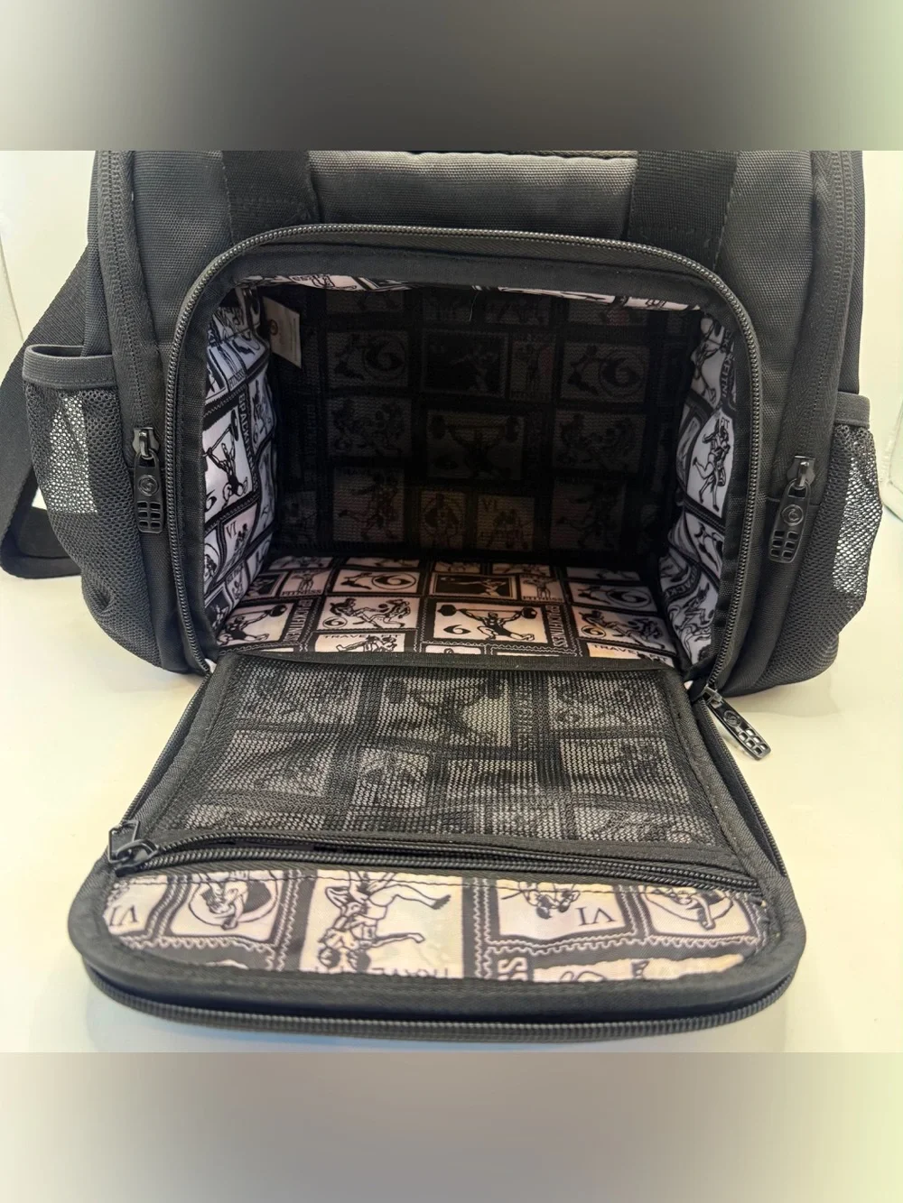 Six Pack Fitness Meal Prep Bag Black Insulated Travel Gym Cooler Shoulder Bag